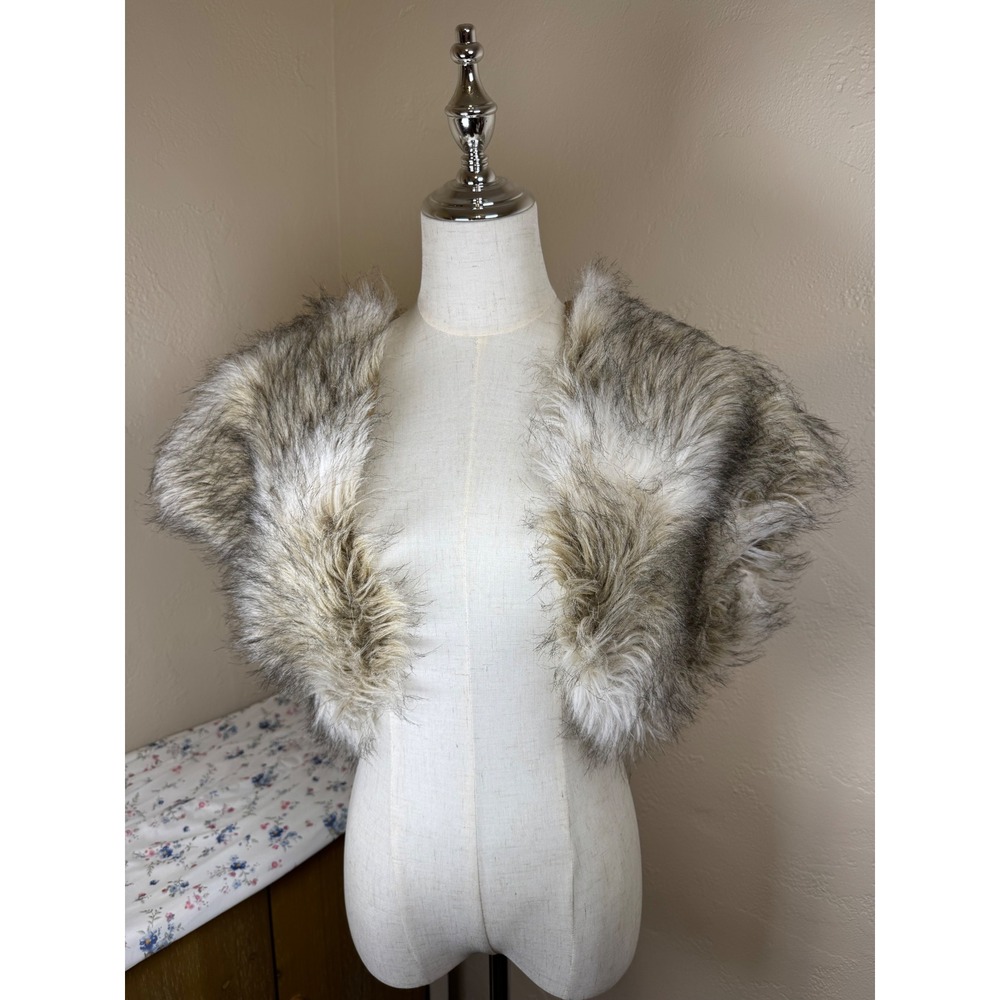 Rampage Faux Fur Shrug Bolero Jacket Tan Cream Cropped Evening Wrap Women Y2K M